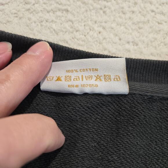 Taylor Swift Fearless (Taylor's Version) Official Cropped Sweatshirt Black Sz L - Picture 6 of 8